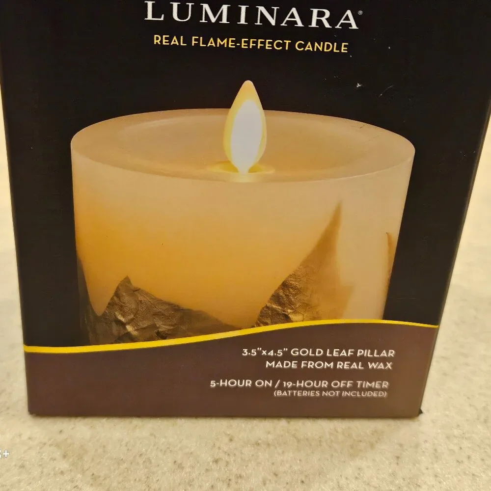 RARE LUMINARA FLAMELESS MOVING WICK FALL GOLD LEAF PILLAR CANDLE BATTERY CANDLE